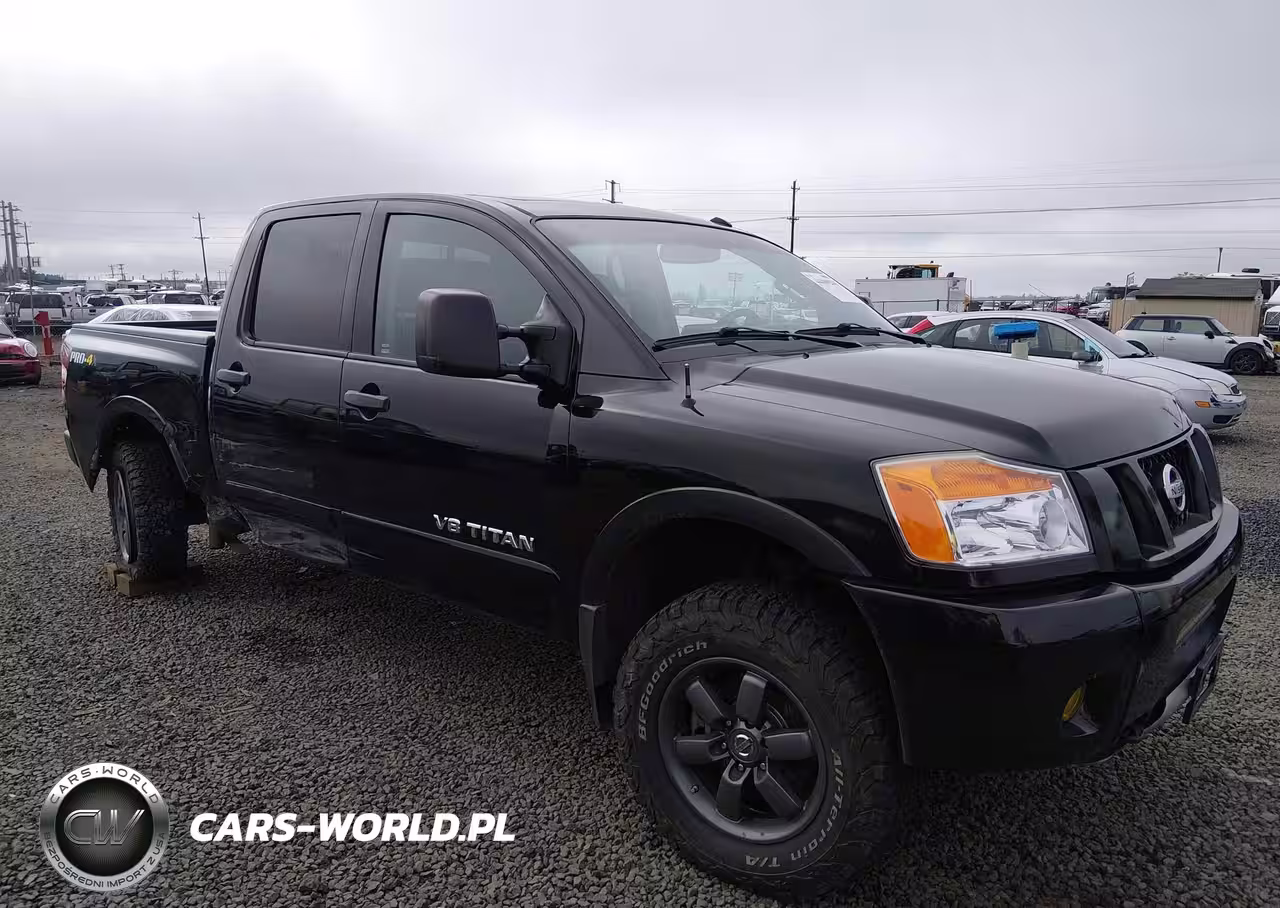 2015 Nissan Titan Pro-4X-S-Sl-Sv