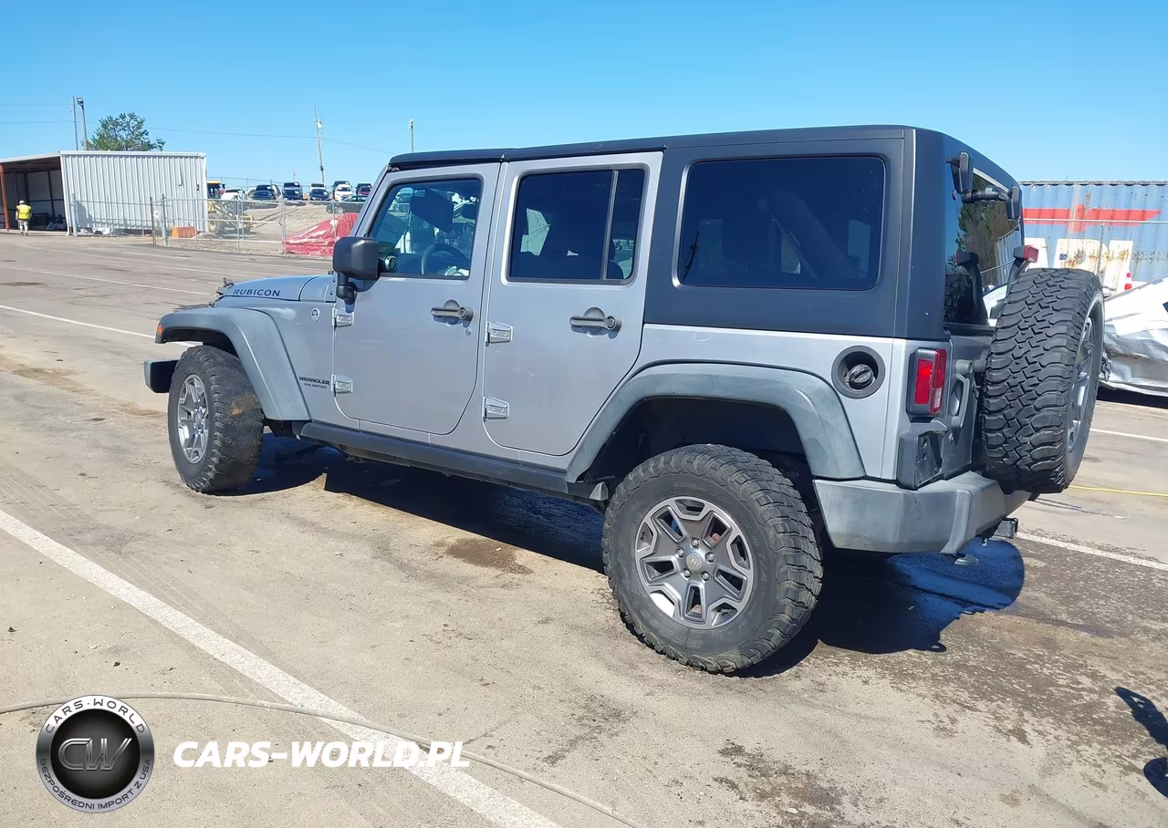 2015 Jeep Wrangler Unlimited Rubicon VIN:1C4BJWFG9FL770363 - 3