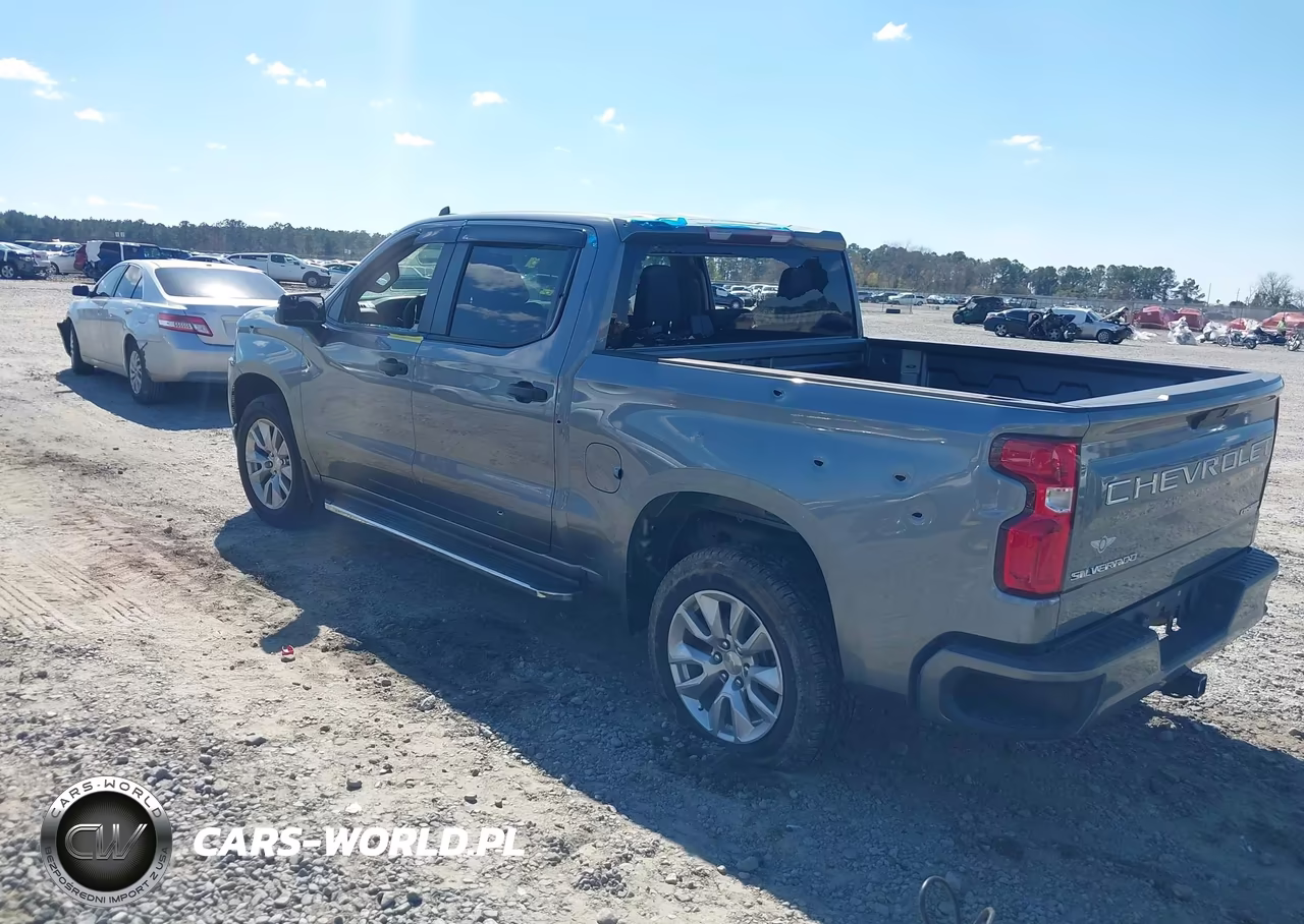 2020 Chevrolet Silverado 1500 2Wd Short Bed Custom VIN:3GCPWBEH5LG132629 - 3