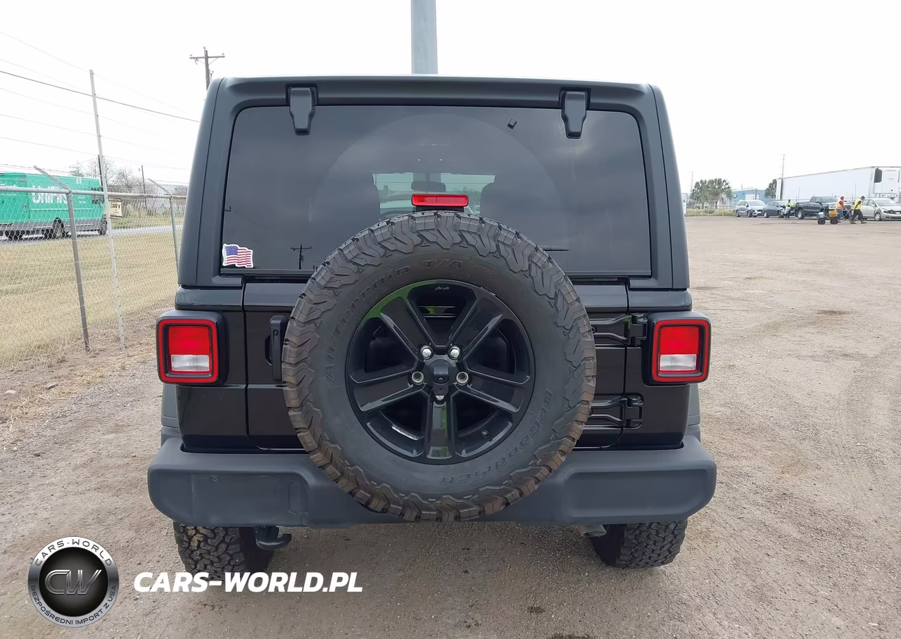 2022 Jeep Wrangler Unlimited Sport Altitude 4X4 VIN:1C4HJXDGXNW163923 - 16