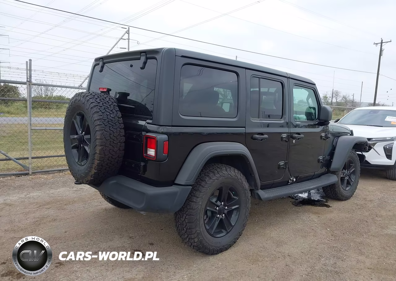 2022 Jeep Wrangler Unlimited Sport Altitude 4X4 VIN:1C4HJXDGXNW163923 - 4