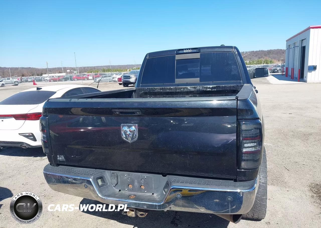 2011 Ram Ram 2500 Laramie VIN:3D7UT2CL7BG506083 - 16