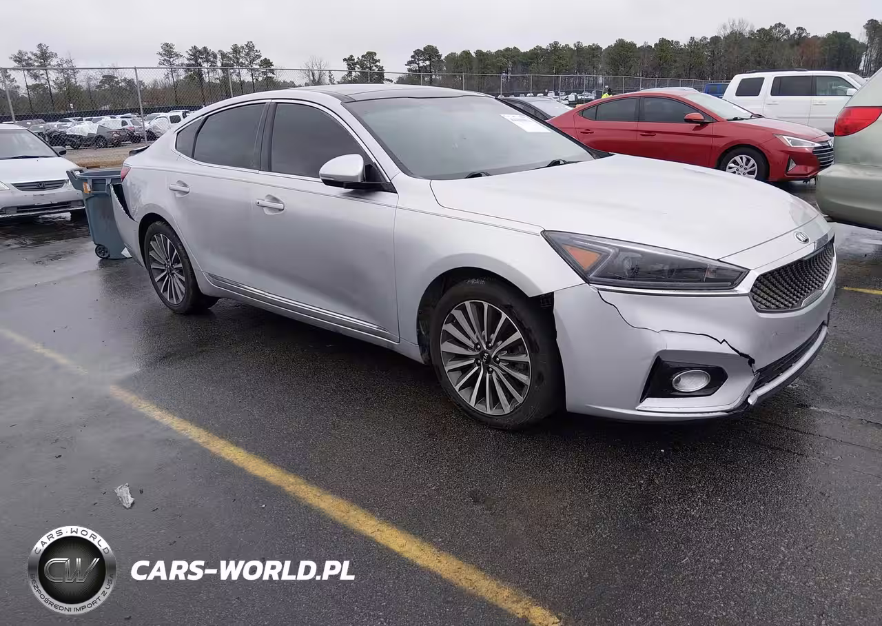 2017 Kia Cadenza Premium