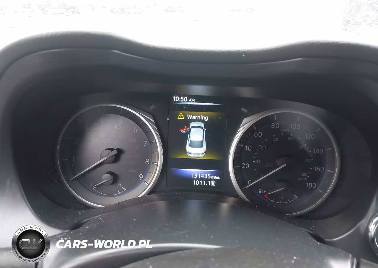 2015 Infiniti Q50 Premium VIN:JN1BV7AR2FM421660 - 7