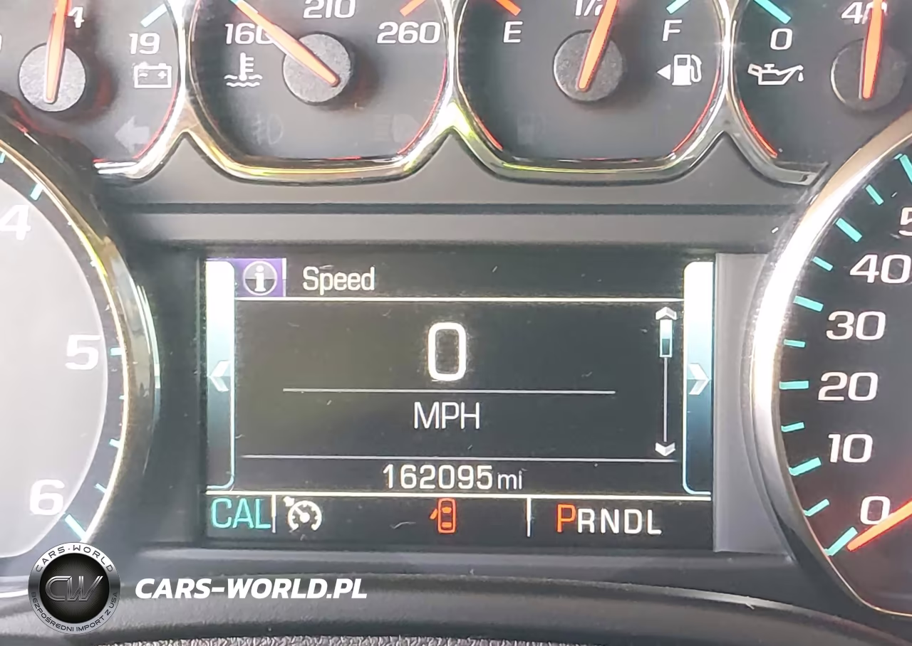 2018 Chevrolet Suburban Lt VIN:1GNSCHKC7JR389360 - 15