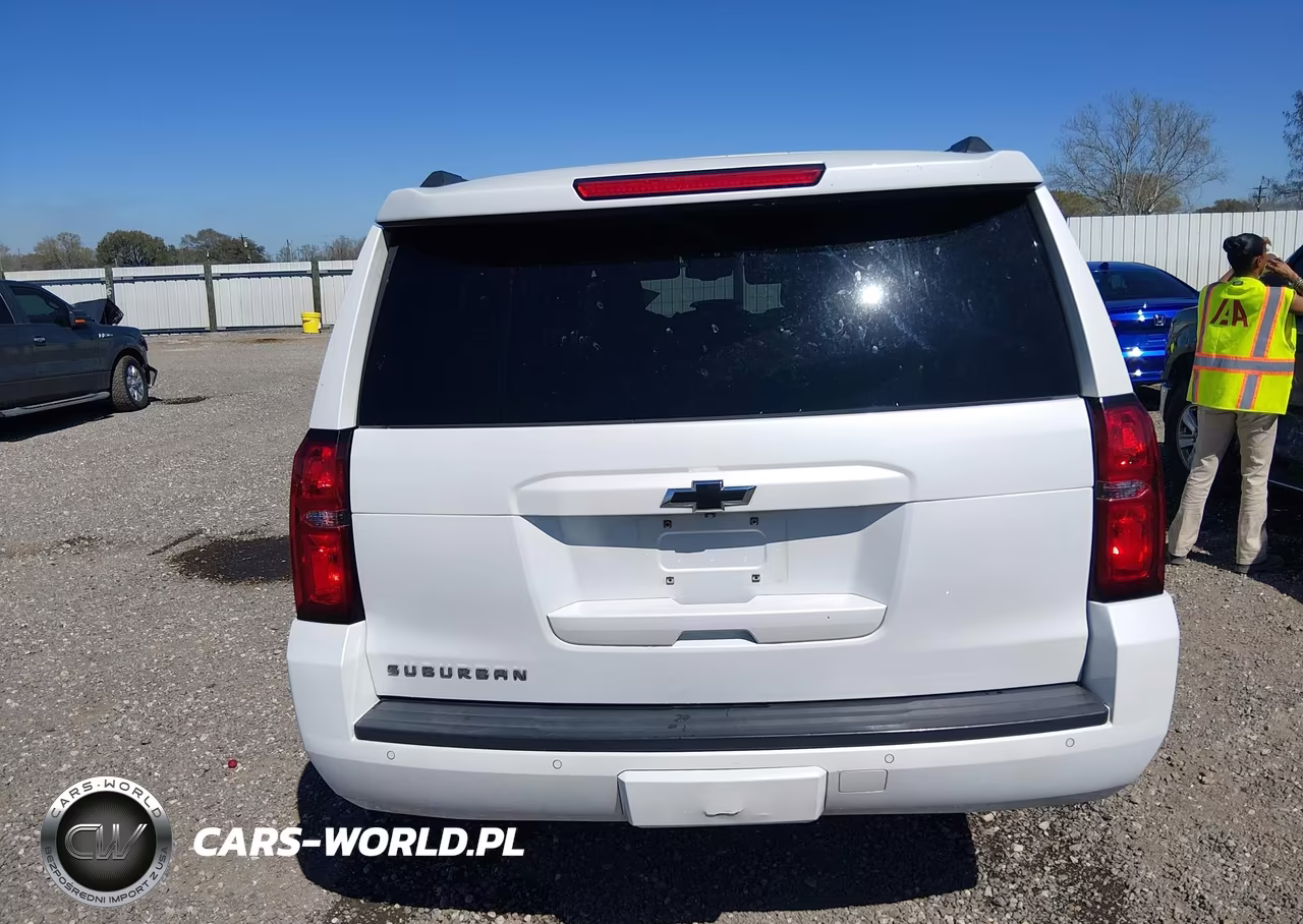 2018 Chevrolet Suburban Lt VIN:1GNSCHKC7JR389360 - 16