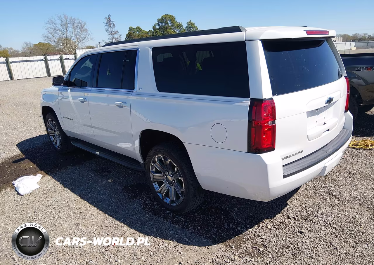 2018 Chevrolet Suburban Lt VIN:1GNSCHKC7JR389360 - 3