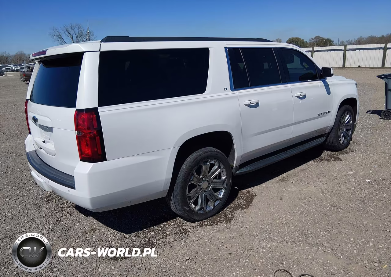 2018 Chevrolet Suburban Lt VIN:1GNSCHKC7JR389360 - 4