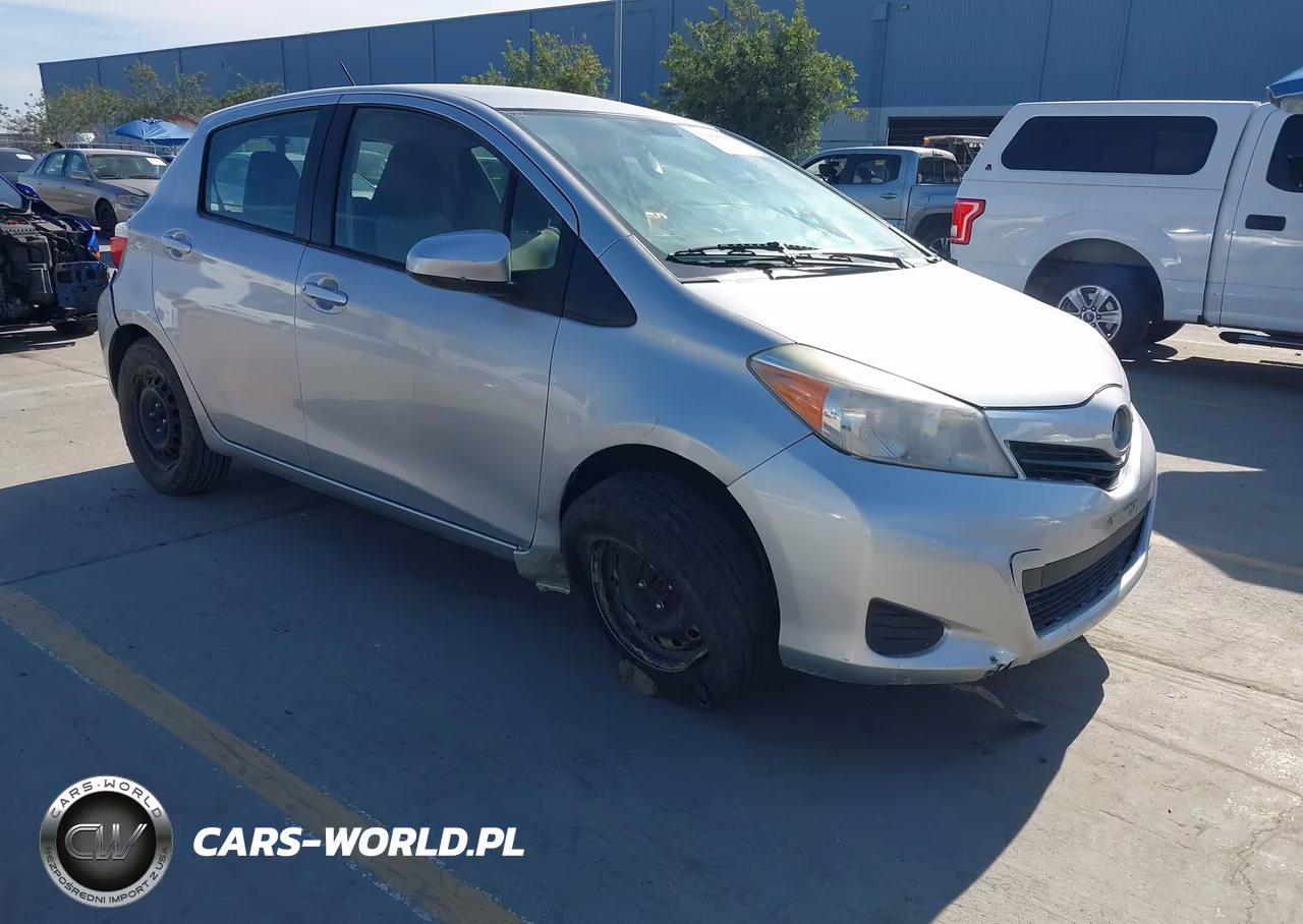 2012 Toyota Yaris Le
