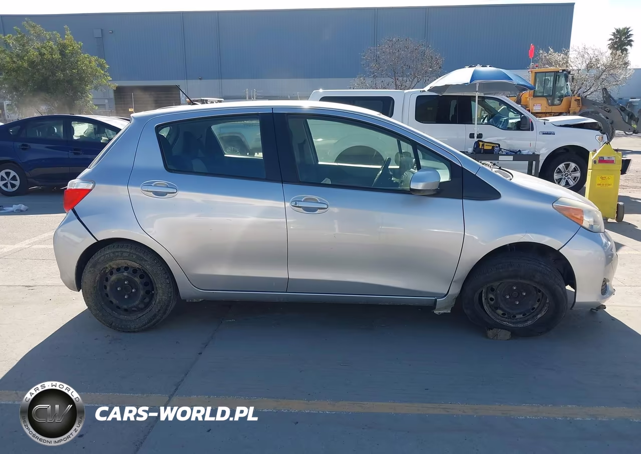2012 Toyota Yaris Le VIN:JTDKTUD36CD523614 - 13