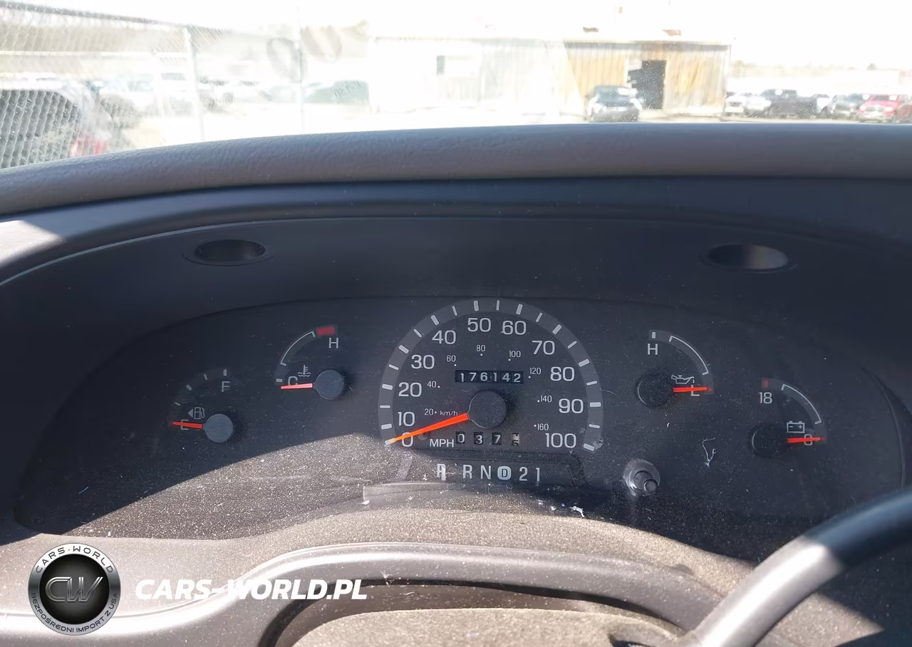 2000 Ford E-150 Recreational VIN:1FDRE14W5YHA07600 - 7