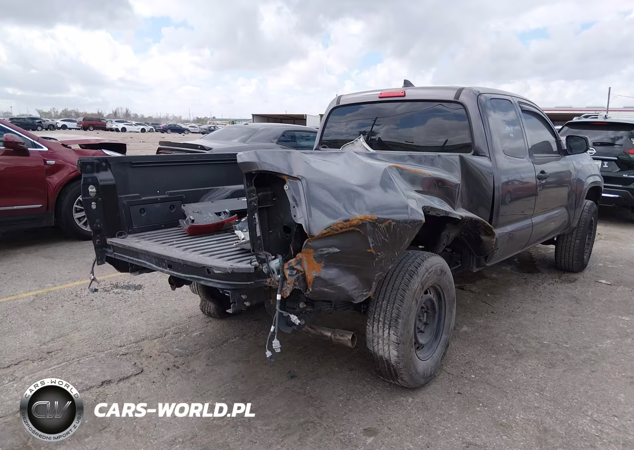 2017 Toyota Tacoma Sr VIN:5TFRX5GN2HX085573 - 4