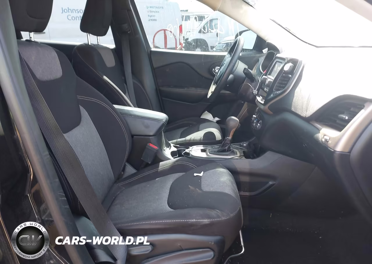 2016 Jeep Cherokee Sport VIN:1C4PJMABXGW375050 - 5