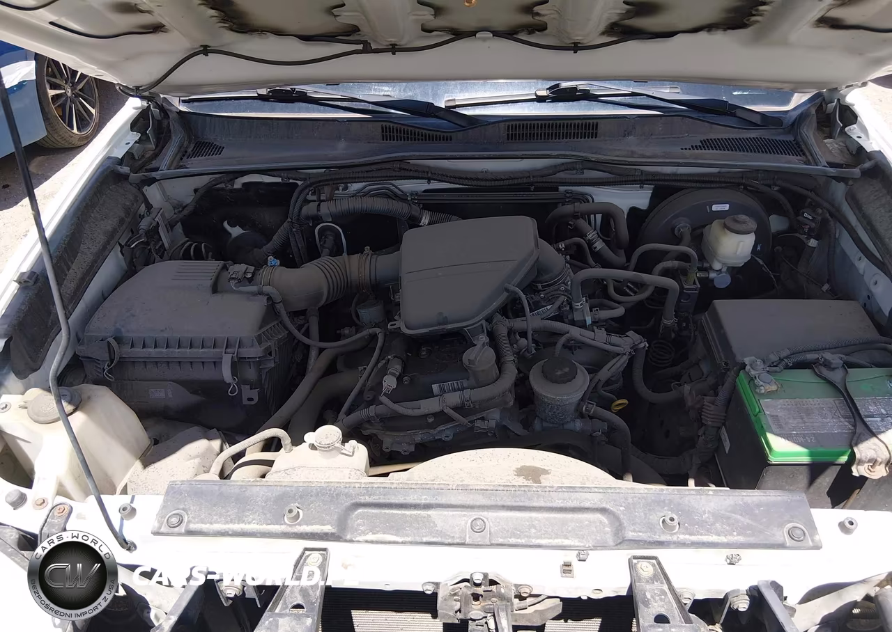 2016 Toyota Tacoma Sr VIN:5TFRX5GN2GX061840 - 10