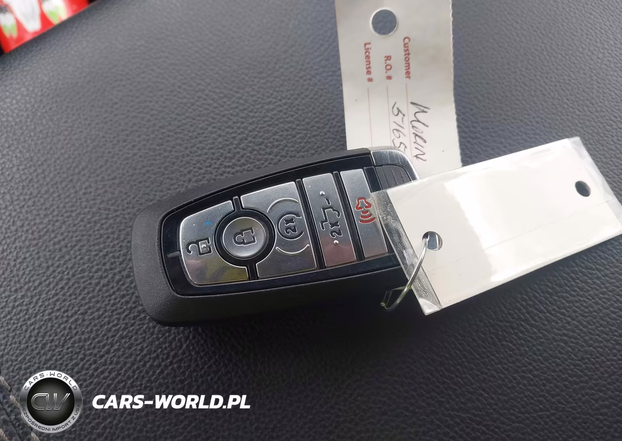 2025 Ford F-250 Lariat VIN:1FT8W2BT9SED45697 - 10