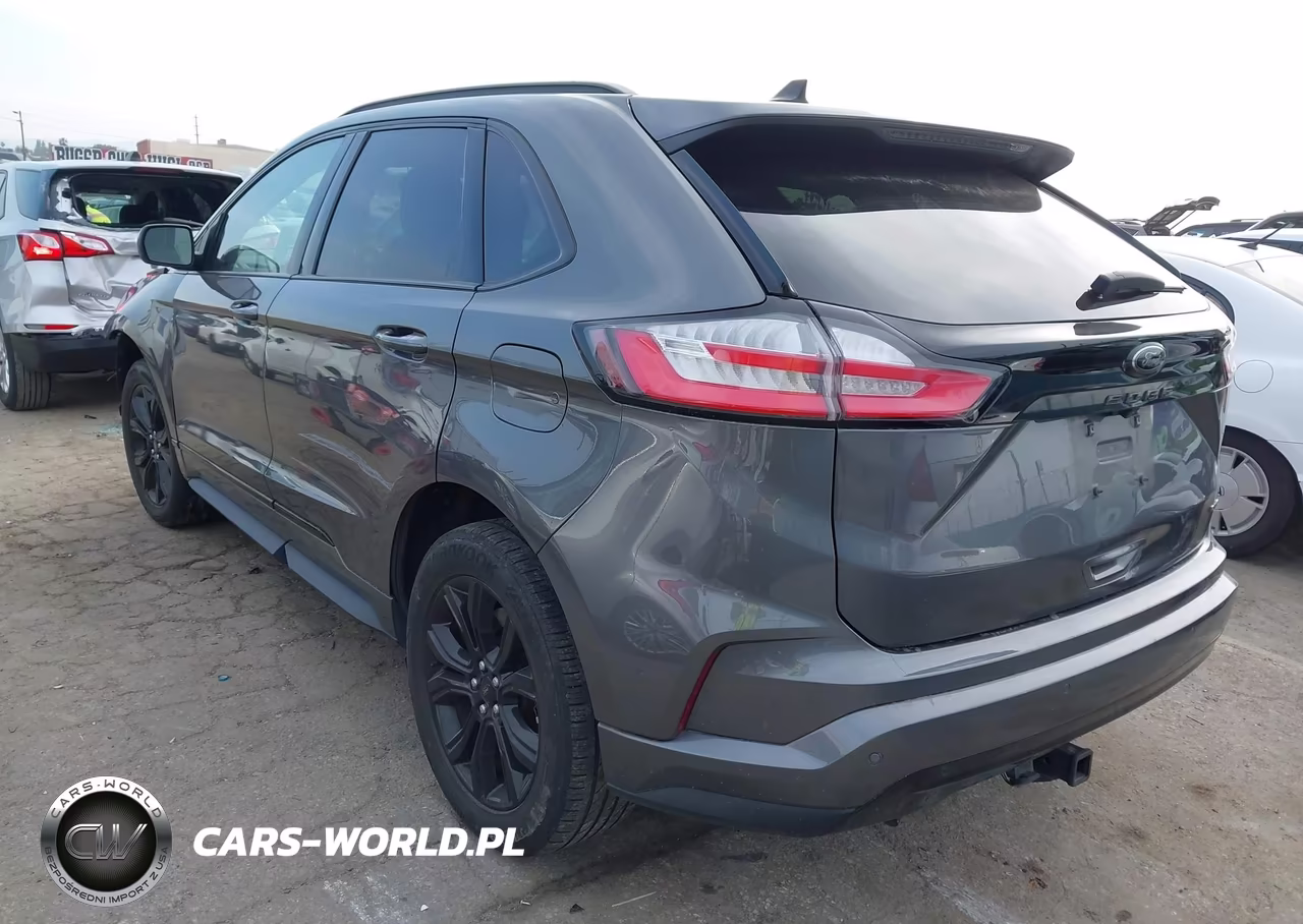 2023 Ford Edge Se VIN:2FMPK4G96PBA17359 - 3