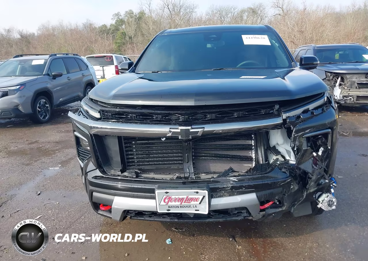 2026 Chevrolet Traverse Awd Z71 VIN:1GNEVJKS7TJ185598 - 10