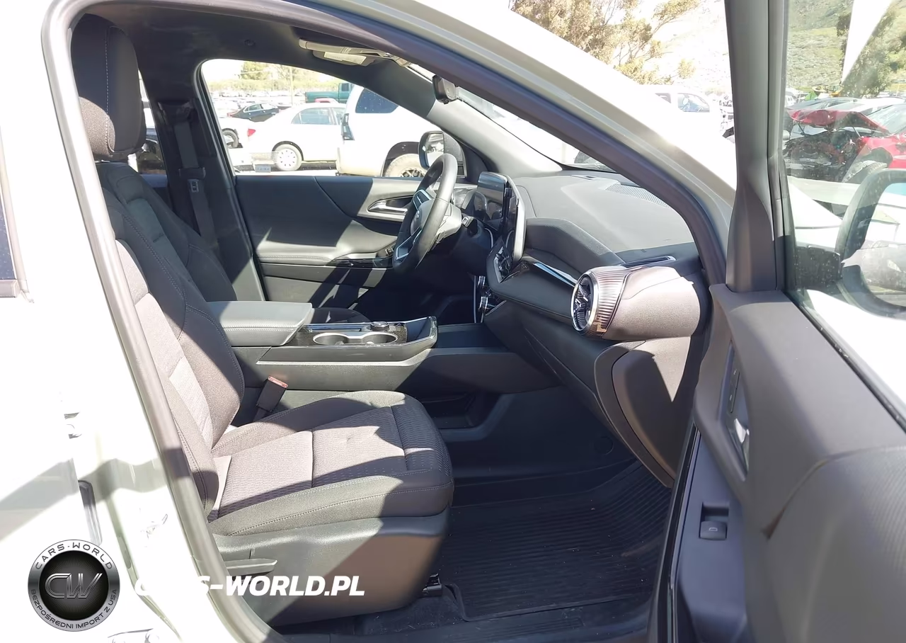 2026 Chevrolet Equinox Fwd Lt VIN:3GNAXHEG0TL240670 - 5
