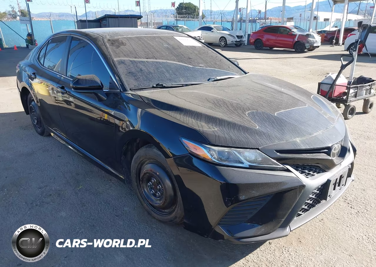 2020 Toyota Camry Se – zdjęcie 1 z 16