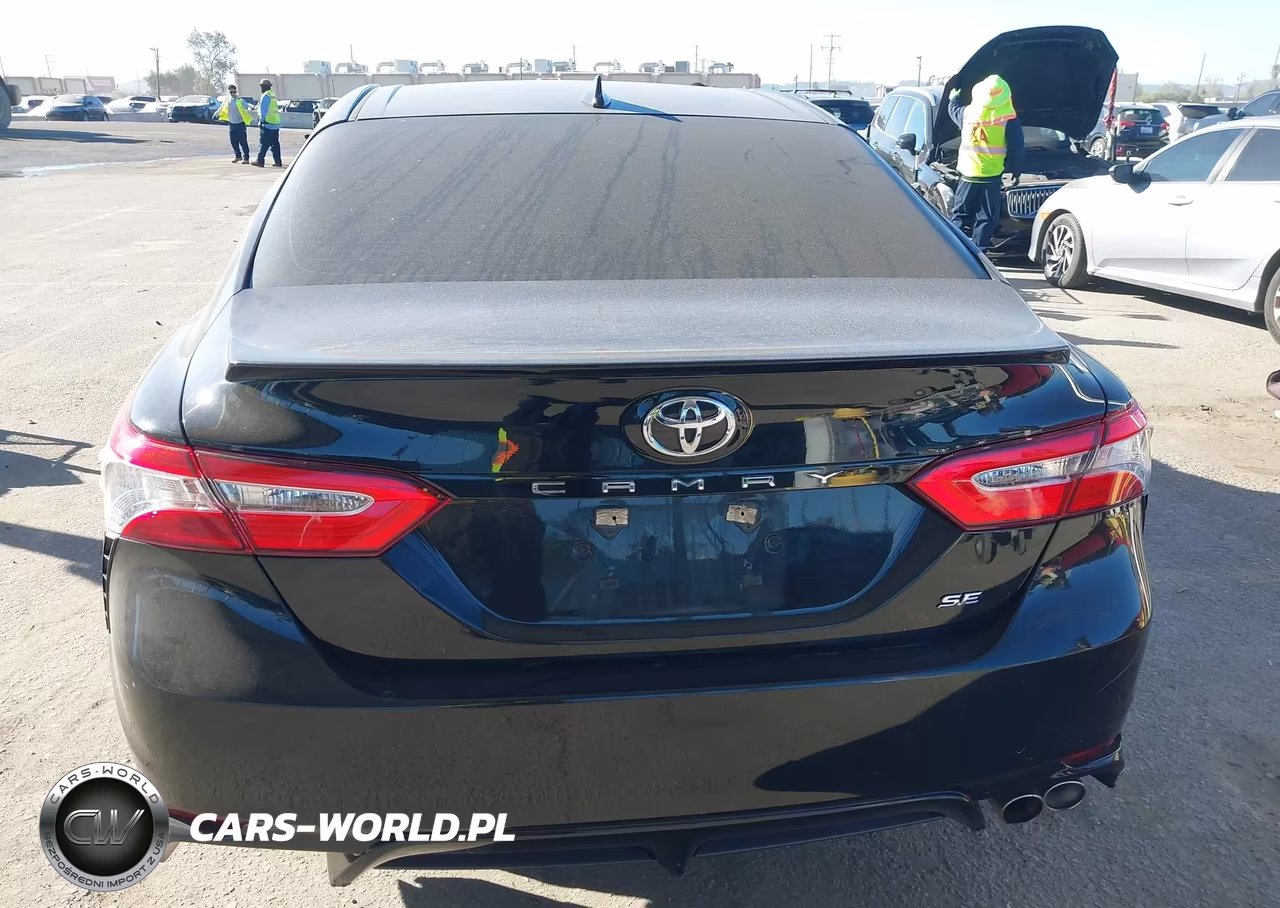 2020 Toyota Camry Se VIN:4T1G11AK7LU913574 - 16
