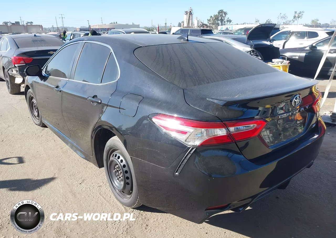 2020 Toyota Camry Se VIN:4T1G11AK7LU913574 - 3