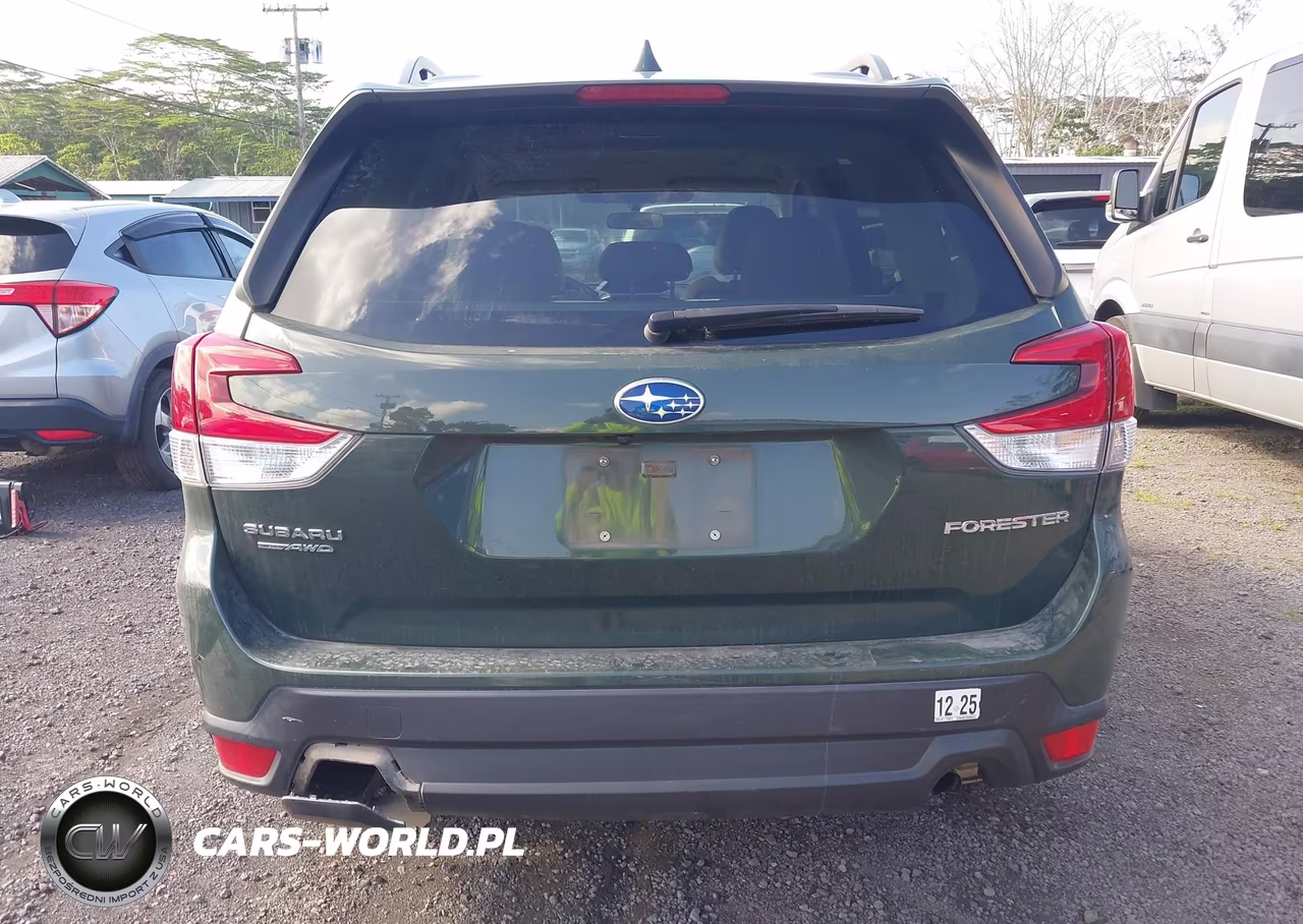 2022 Subaru Forester Premium VIN:JF2SKAEC7NH495416 - 16