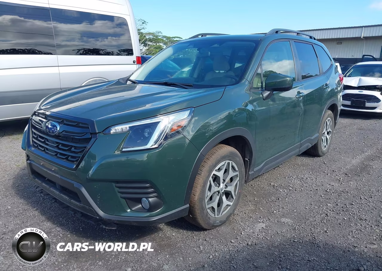 2022 Subaru Forester Premium VIN:JF2SKAEC7NH495416 - 2