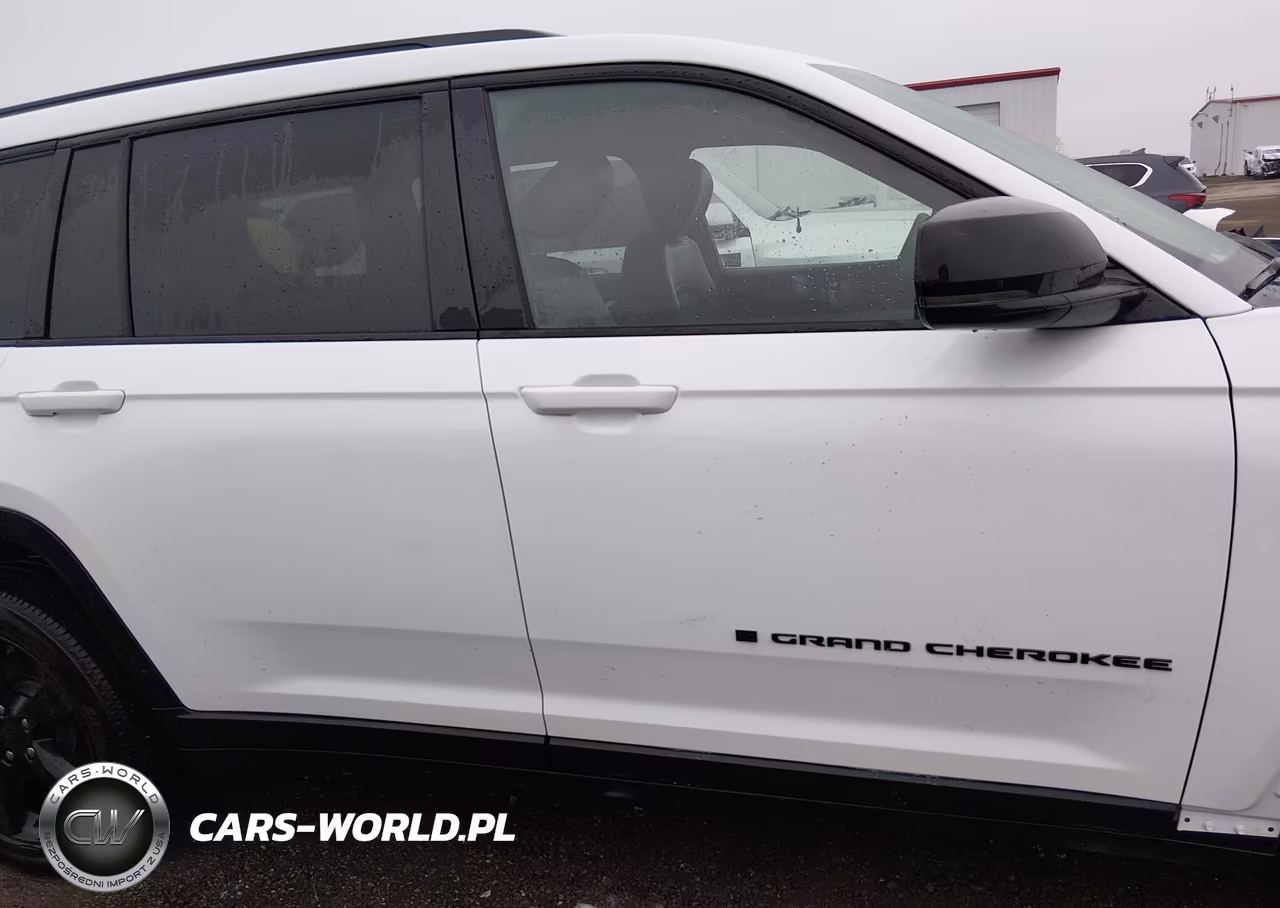 2025 Jeep Grand Cherokee L Altitude X 4X4 VIN:1C4RJKAG6S8669972 - 14