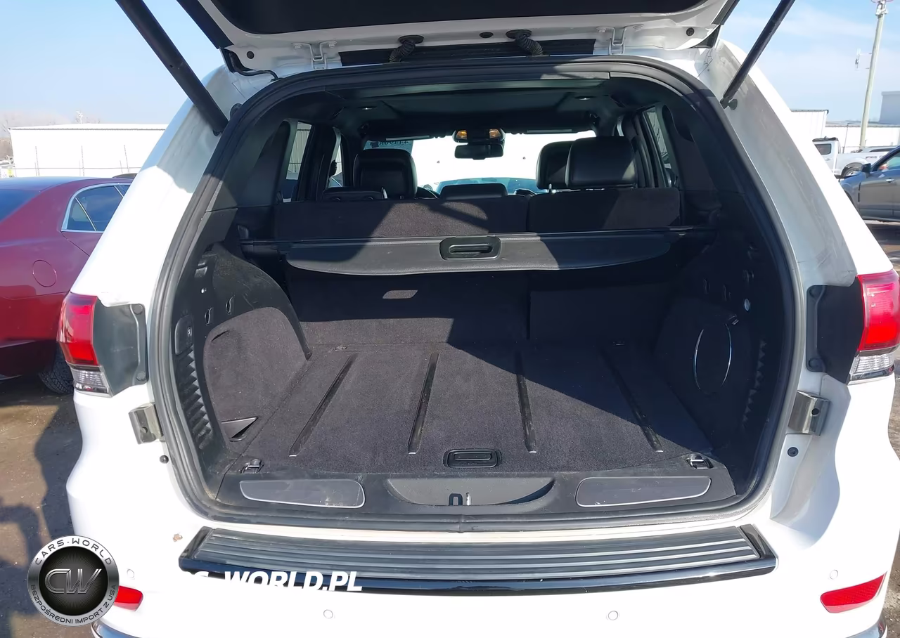 2016 Jeep Grand Cherokee High Altitude VIN:1C4RJFCT2GC361137 - 17