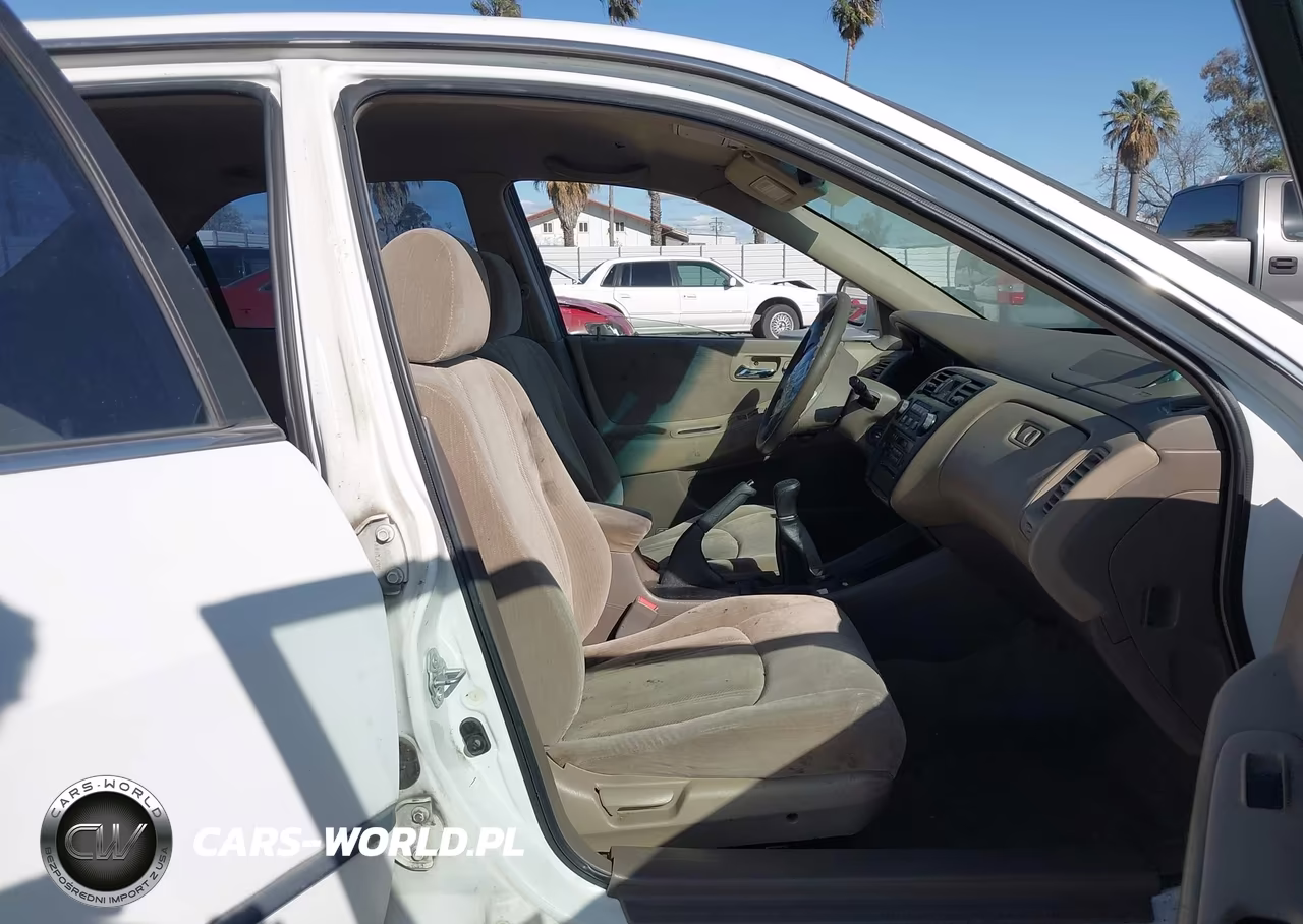 1999 Honda Accord Lx VIN:1HGCG554XXA141407 - 5