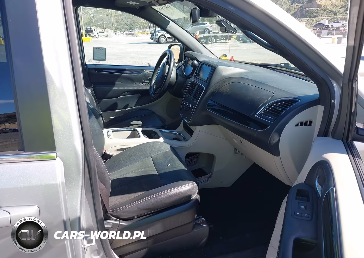 2019 Dodge Grand Caravan Sxt VIN:2C4RDGCG3KR623263 - 5