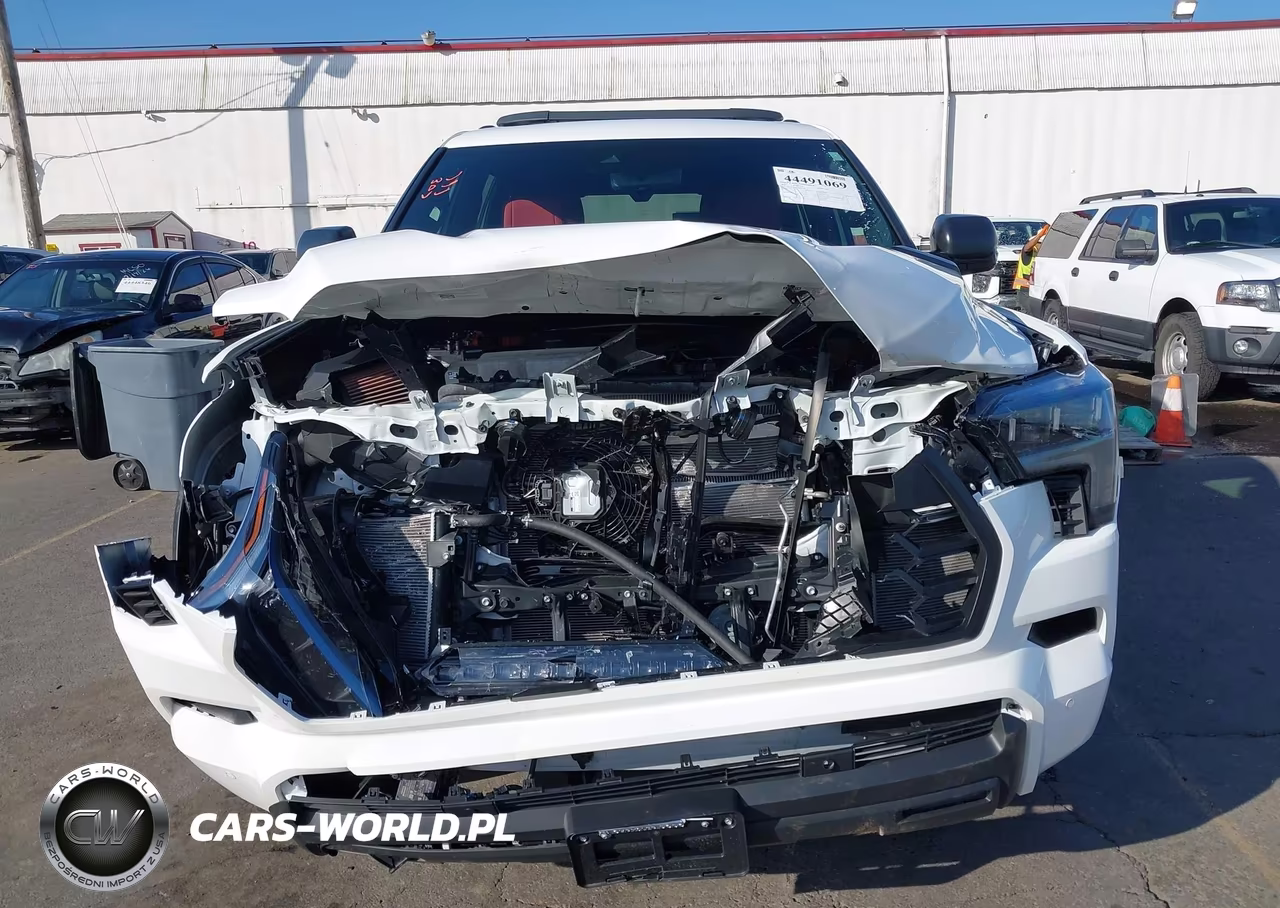 2026 Toyota Sequoia Trd Pro VIN:7SVAAABA8TX073339 - 12