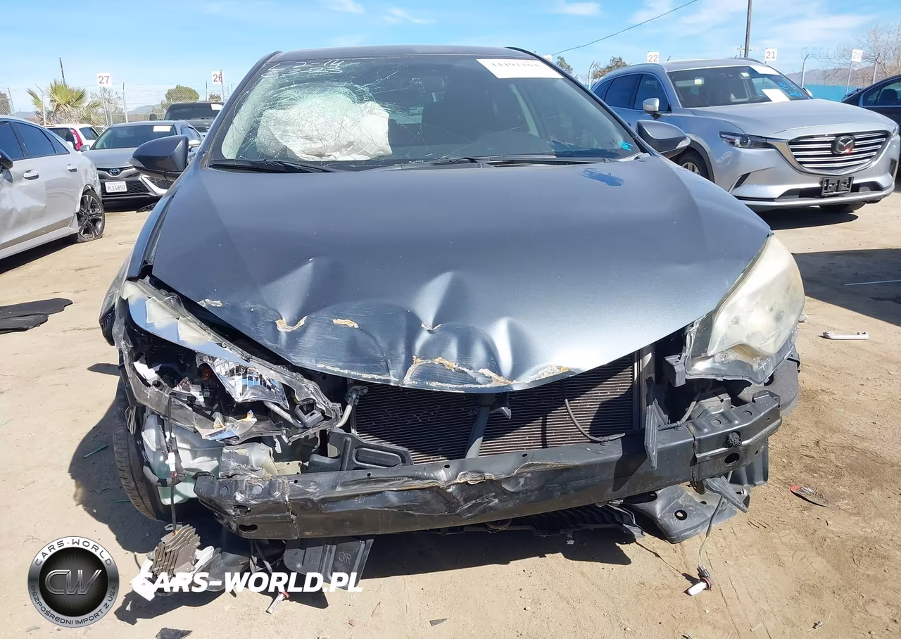 2015 Toyota Corolla S Plus VIN:5YFBURHE7FP253607 - 13