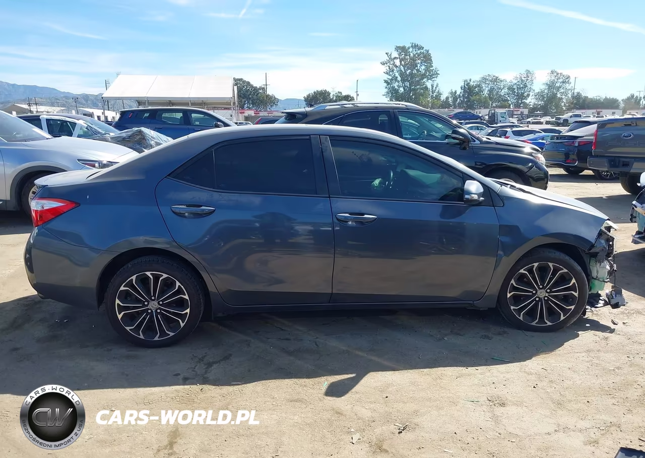 2015 Toyota Corolla S Plus VIN:5YFBURHE7FP253607 - 14