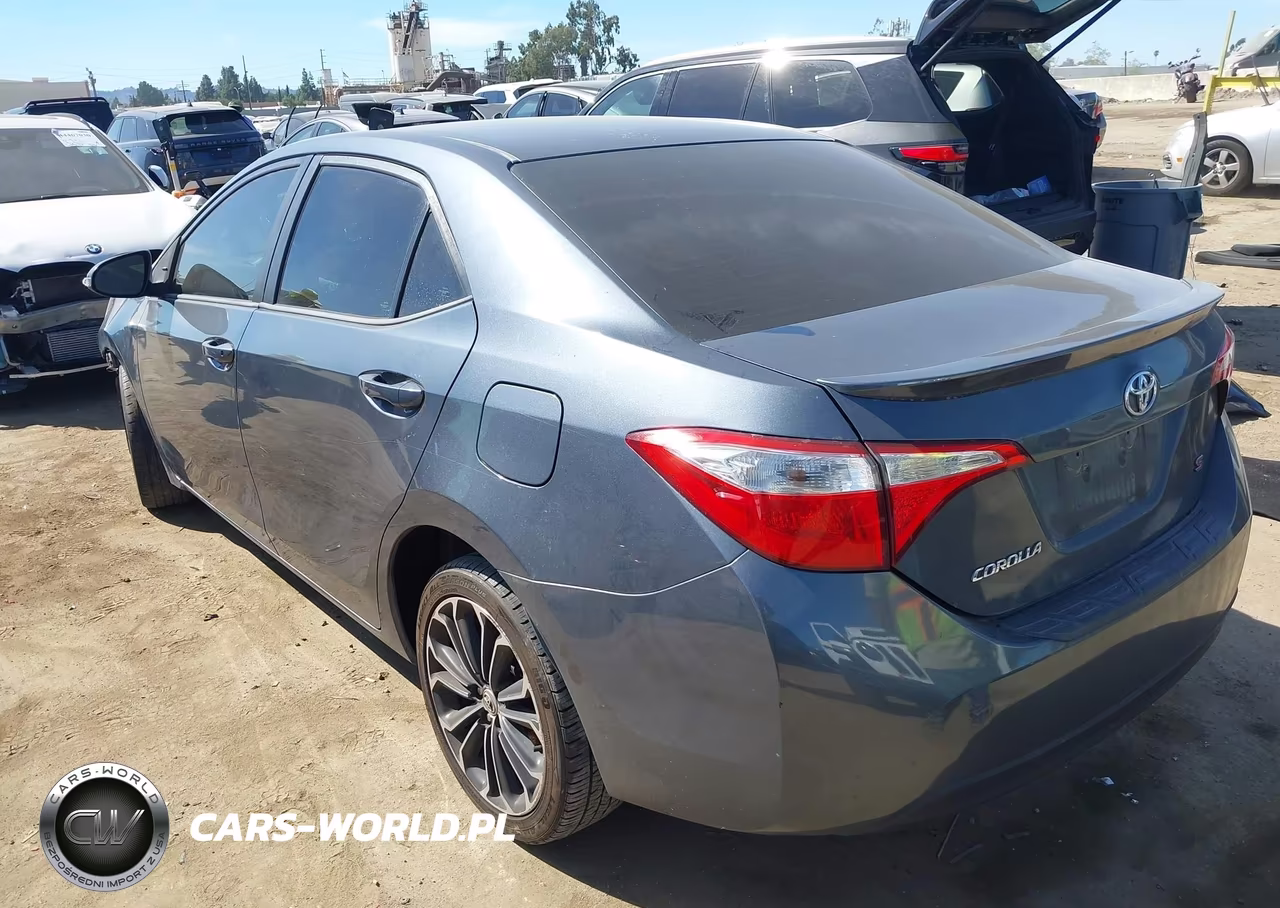 2015 Toyota Corolla S Plus VIN:5YFBURHE7FP253607 - 3
