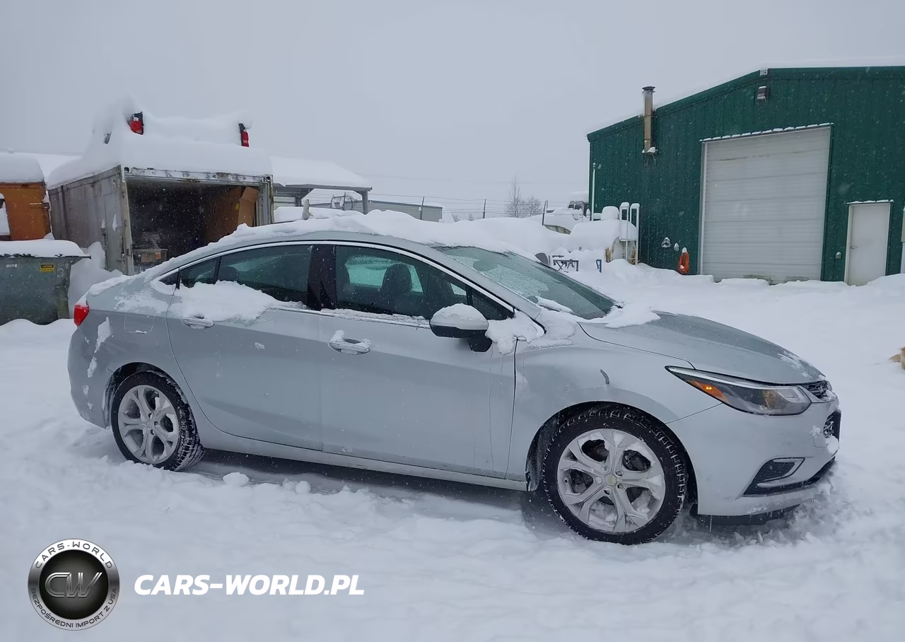 2018 Chevrolet Cruze Premier Auto VIN:1G1BF5SM8J7195030 - 13