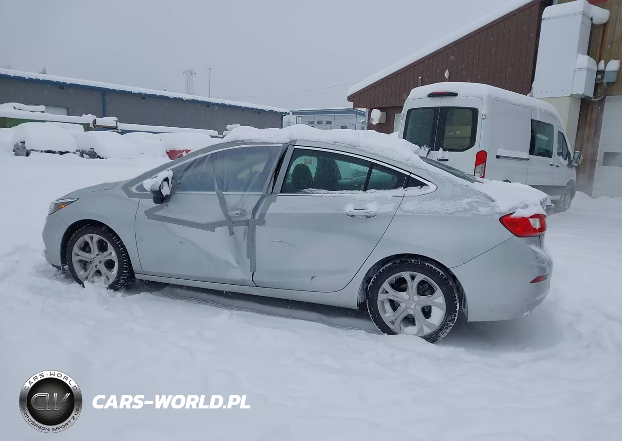 2018 Chevrolet Cruze Premier Auto VIN:1G1BF5SM8J7195030 - 14
