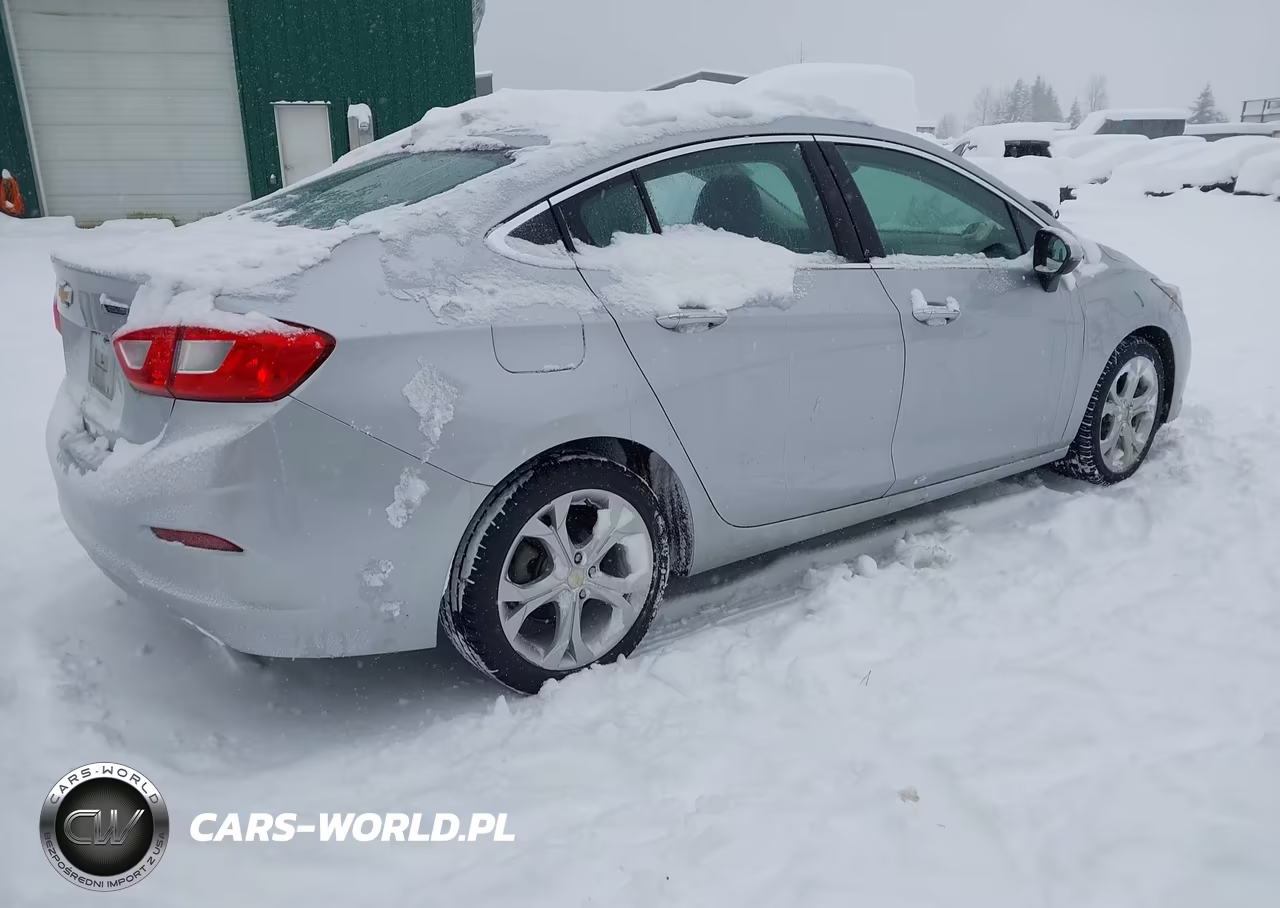 2018 Chevrolet Cruze Premier Auto VIN:1G1BF5SM8J7195030 - 4