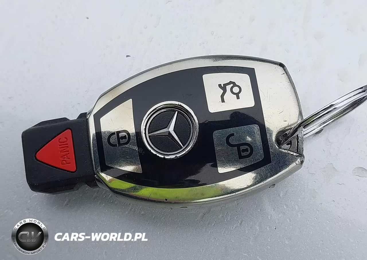 2010 Mercedes-Benz C 300 Sport 4Matic VIN:WDDGF8BB0AR100077 - 11