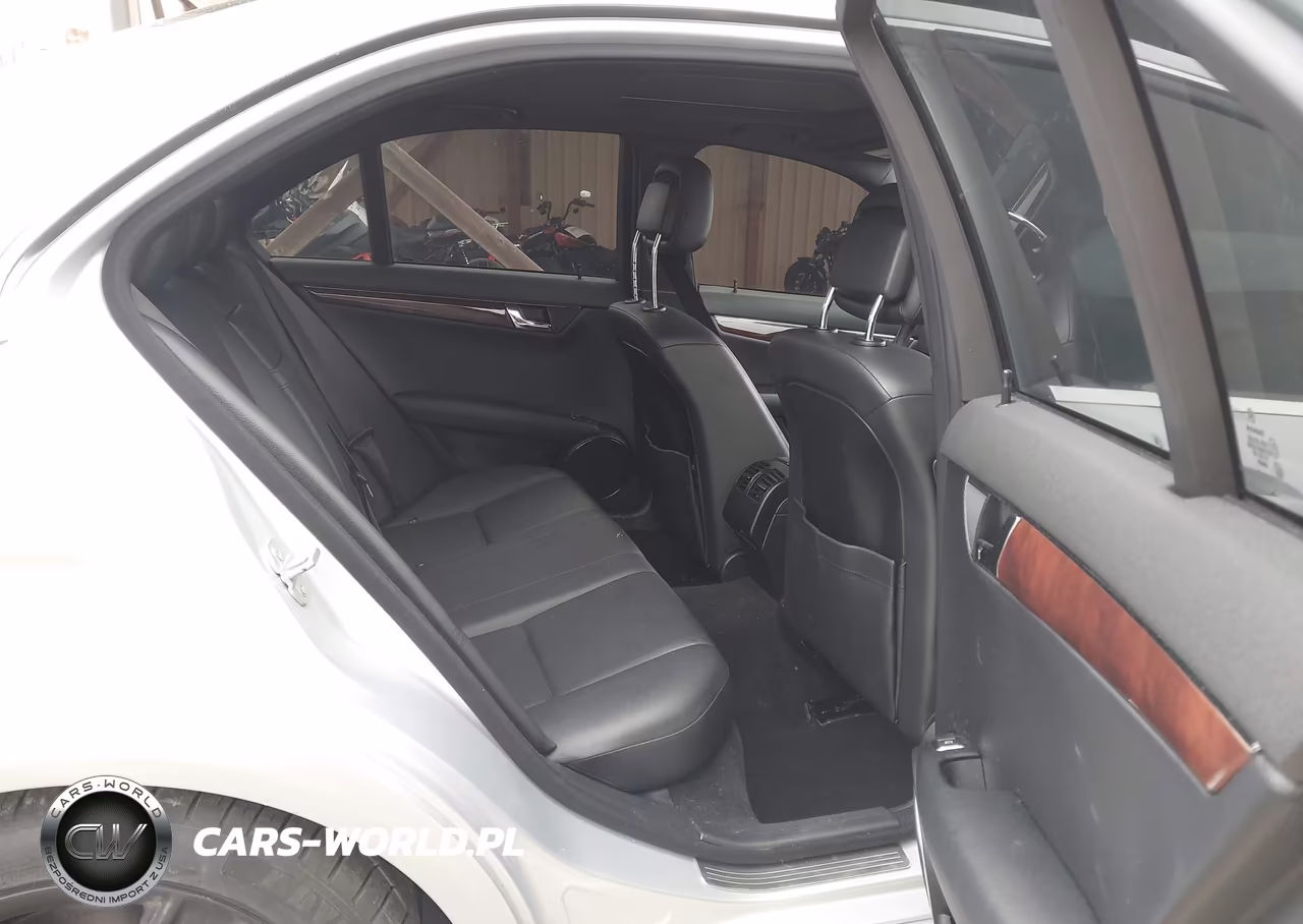 2010 Mercedes-Benz C 300 Sport 4Matic VIN:WDDGF8BB0AR100077 - 8