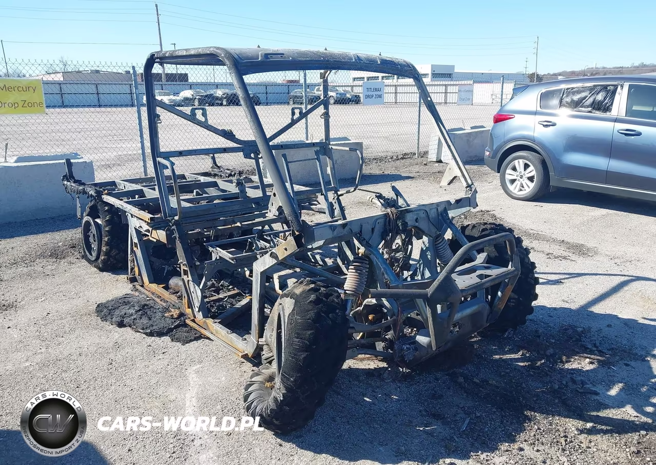 2020 Can-Am Defender Pro Xt Hd10