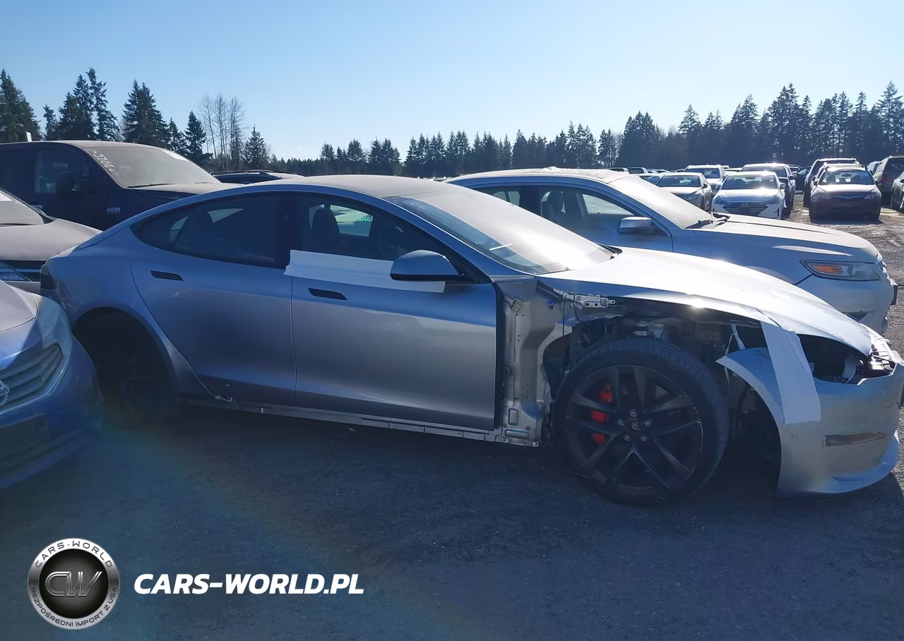 2025 Tesla Model S Plaid VIN:5YJSA1E69SF547832 - 14