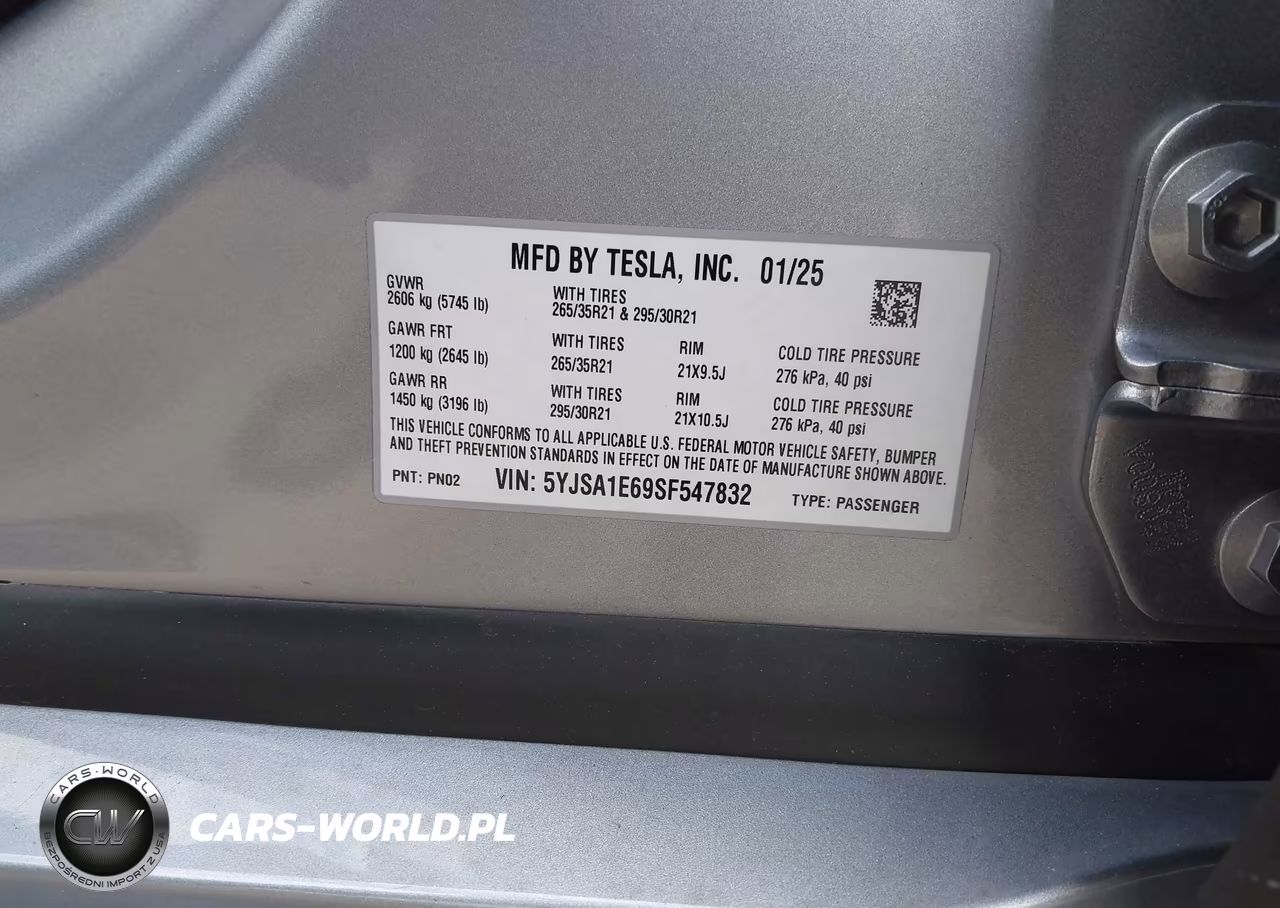 2025 Tesla Model S Plaid VIN:5YJSA1E69SF547832 - 9