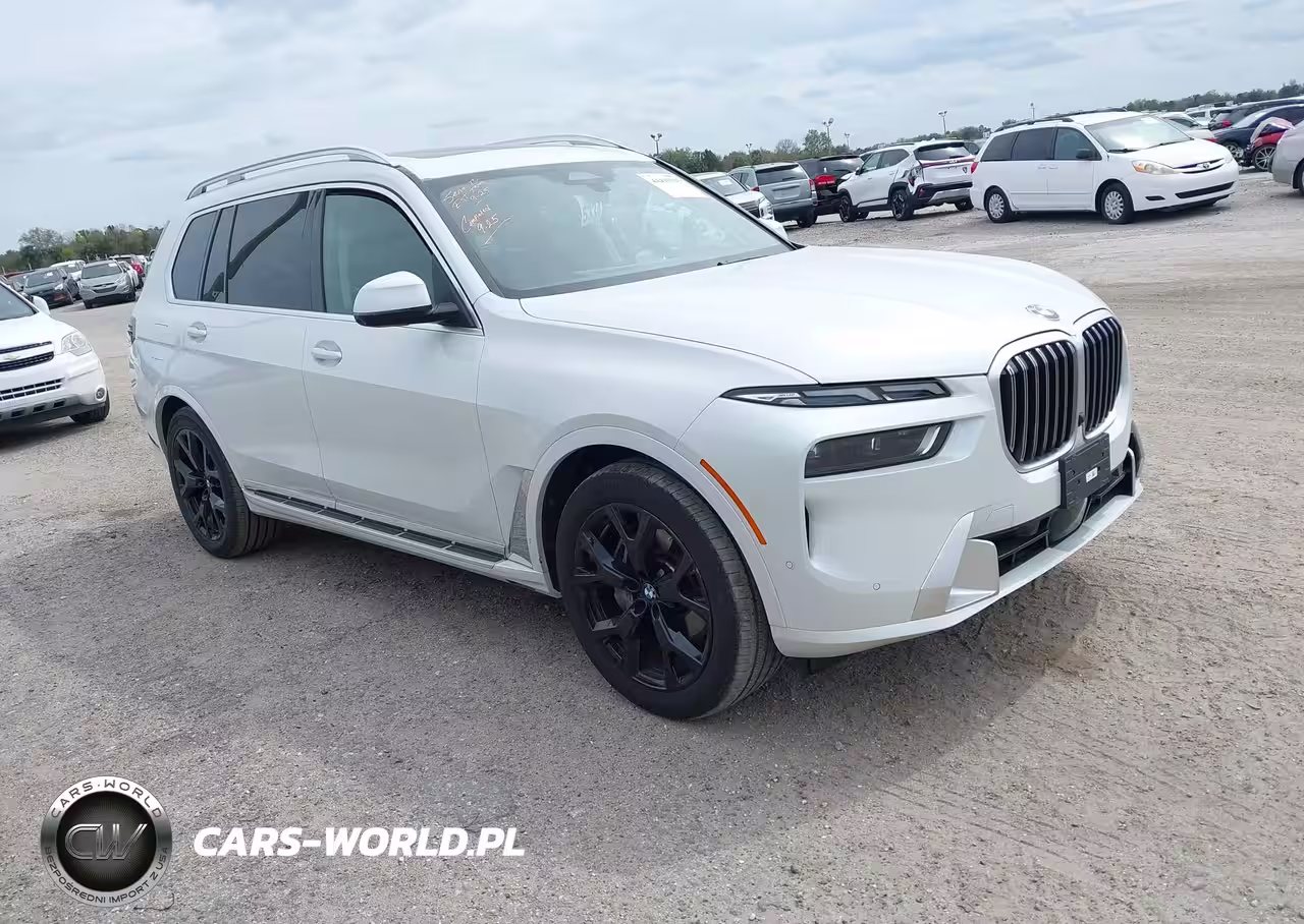 2025 BMW X7 xDrive40I