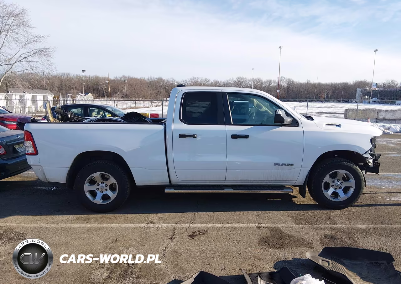 2019 Ram 1500 Tradesman 4X4 6'4 Box VIN:1C6SRFCTXKN598375 - 13