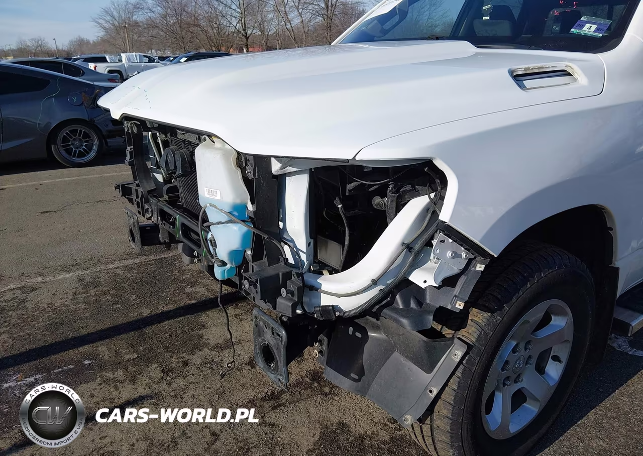 2019 Ram 1500 Tradesman 4X4 6'4 Box VIN:1C6SRFCTXKN598375 - 18