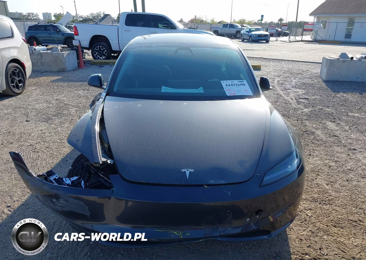 2025 Tesla Model 3 Long Range Rear-Wheel Drive-Standard Rear-Wheel Drive VIN:5YJ3E1EA8SF997792 - 12