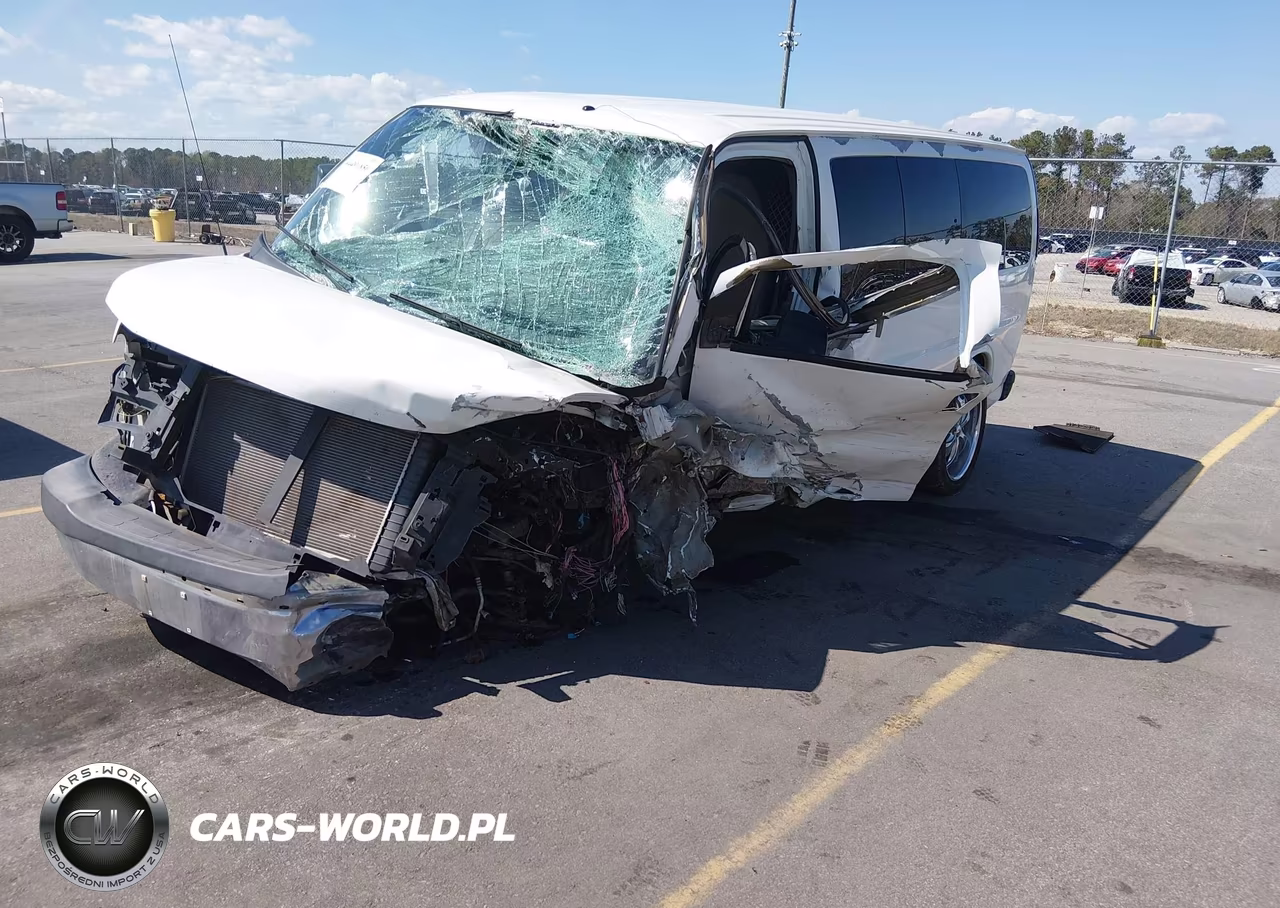 2010 Chevrolet Express 1500 Lt