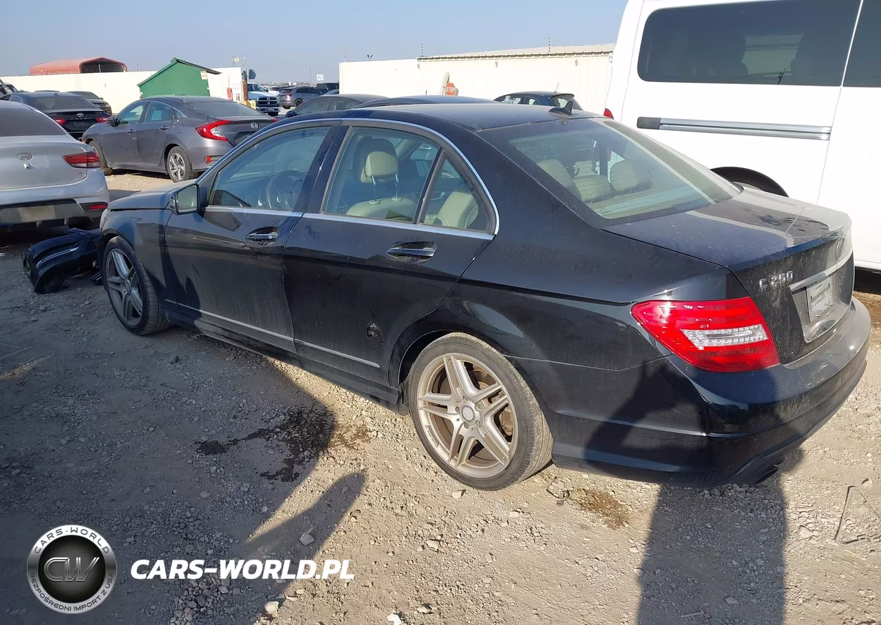 2014 Mercedes-Benz C 250 Sport VIN:WDDGF4HB8EA914773 - 3
