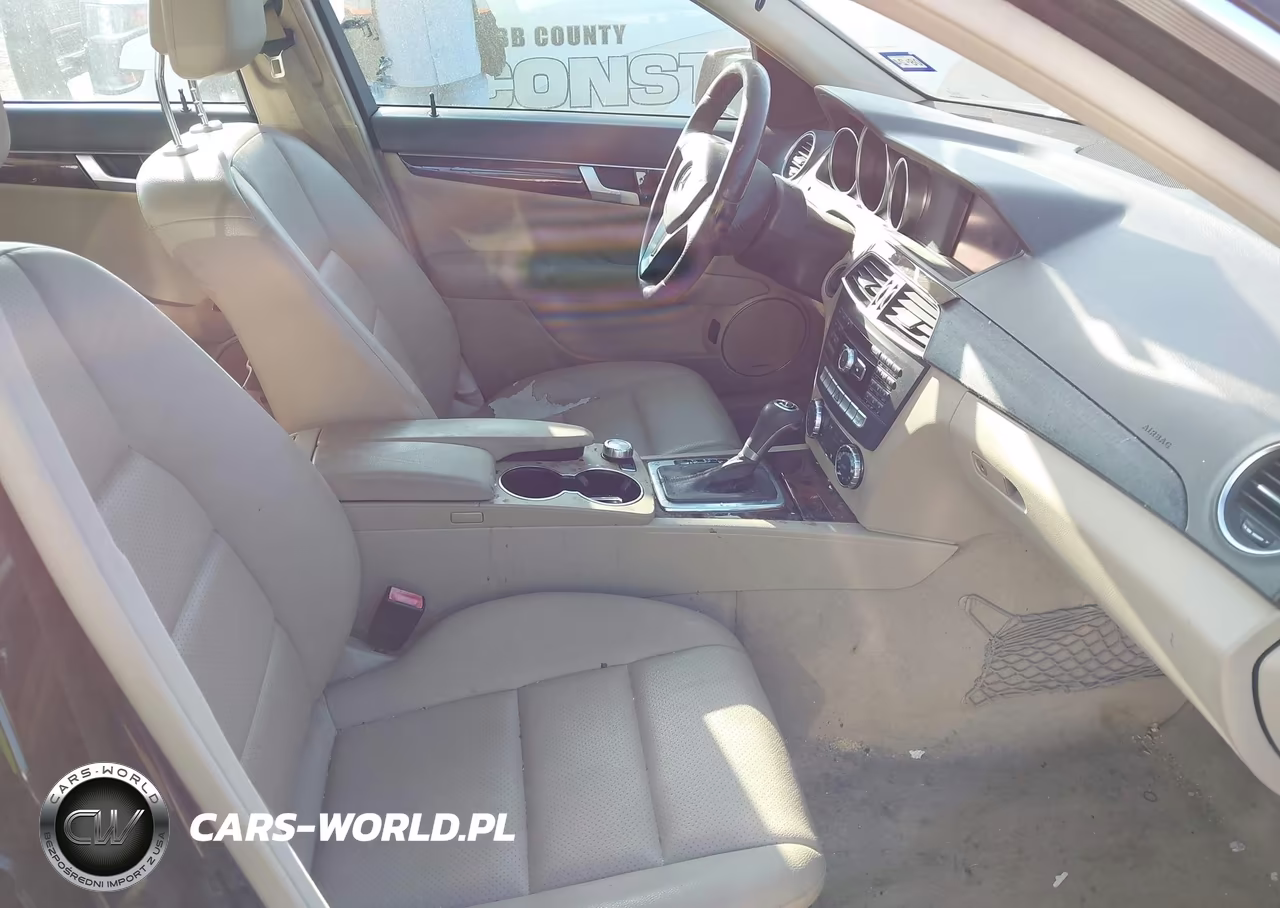 2014 Mercedes-Benz C 250 Sport VIN:WDDGF4HB8EA914773 - 5
